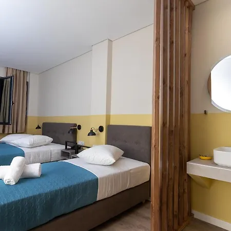 Hotel Dunlin